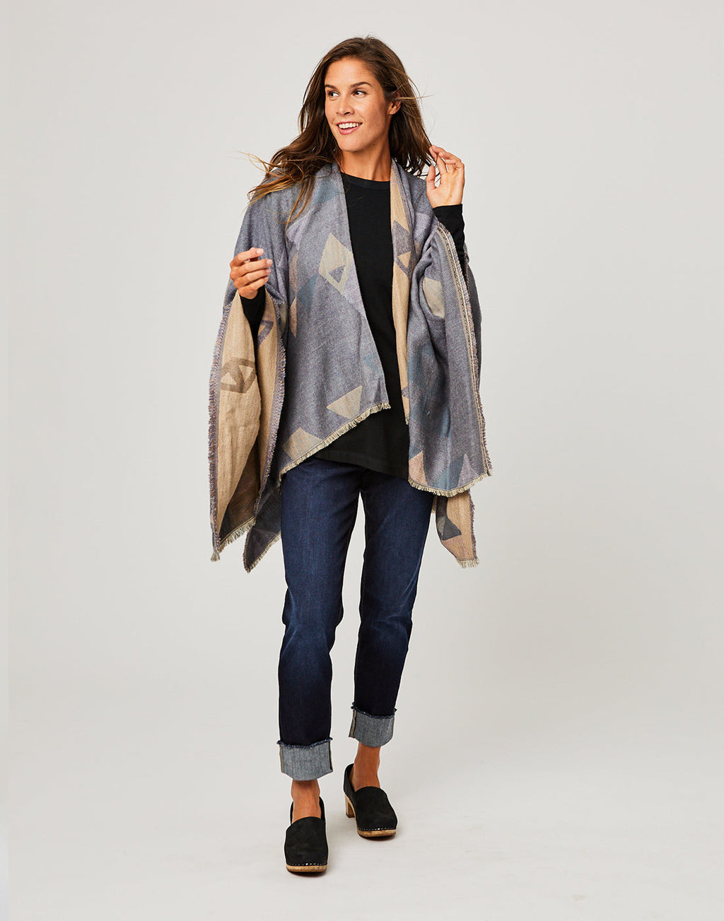 Mesa Poncho: Grey Heather