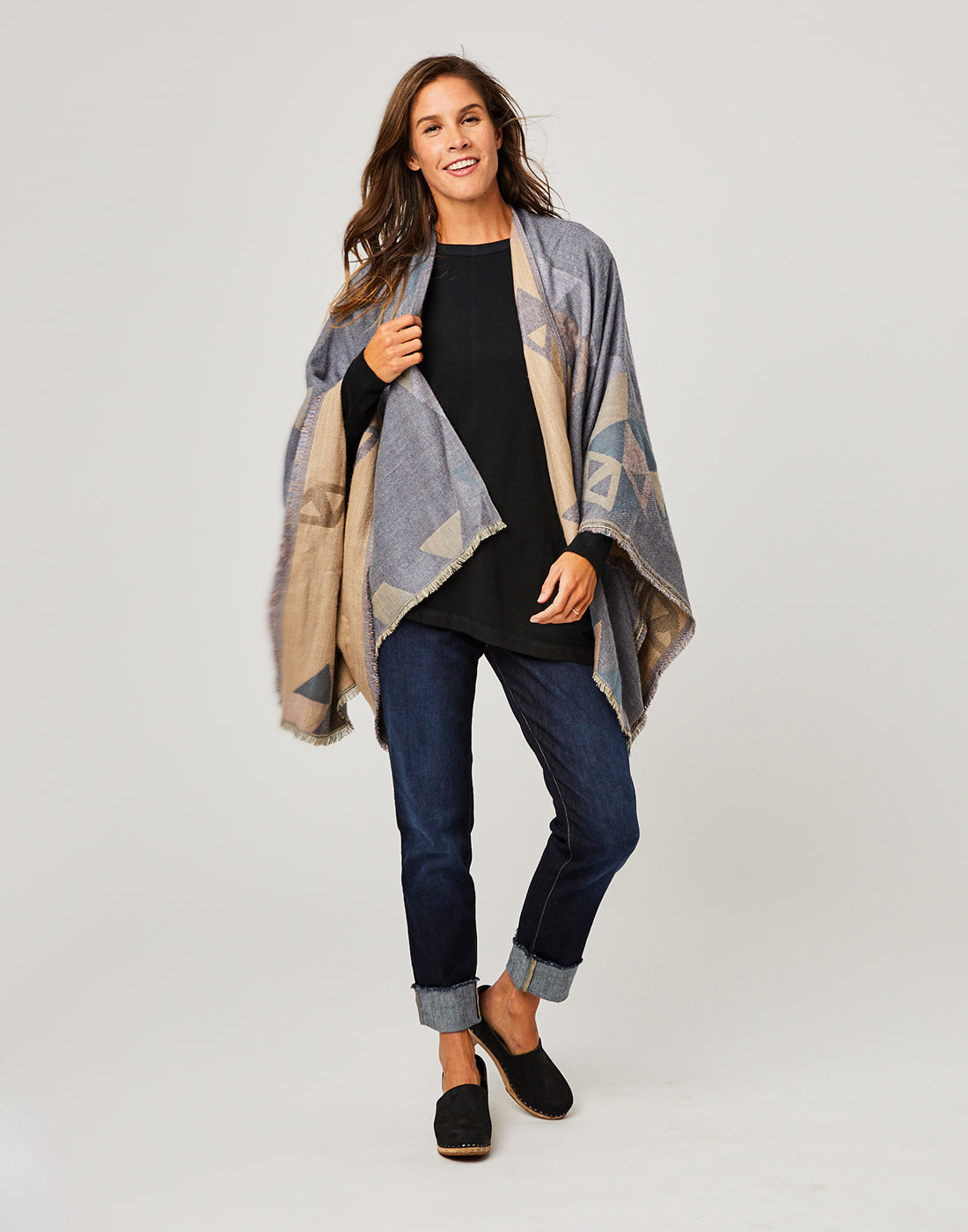 Mesa Poncho: Grey Heather
