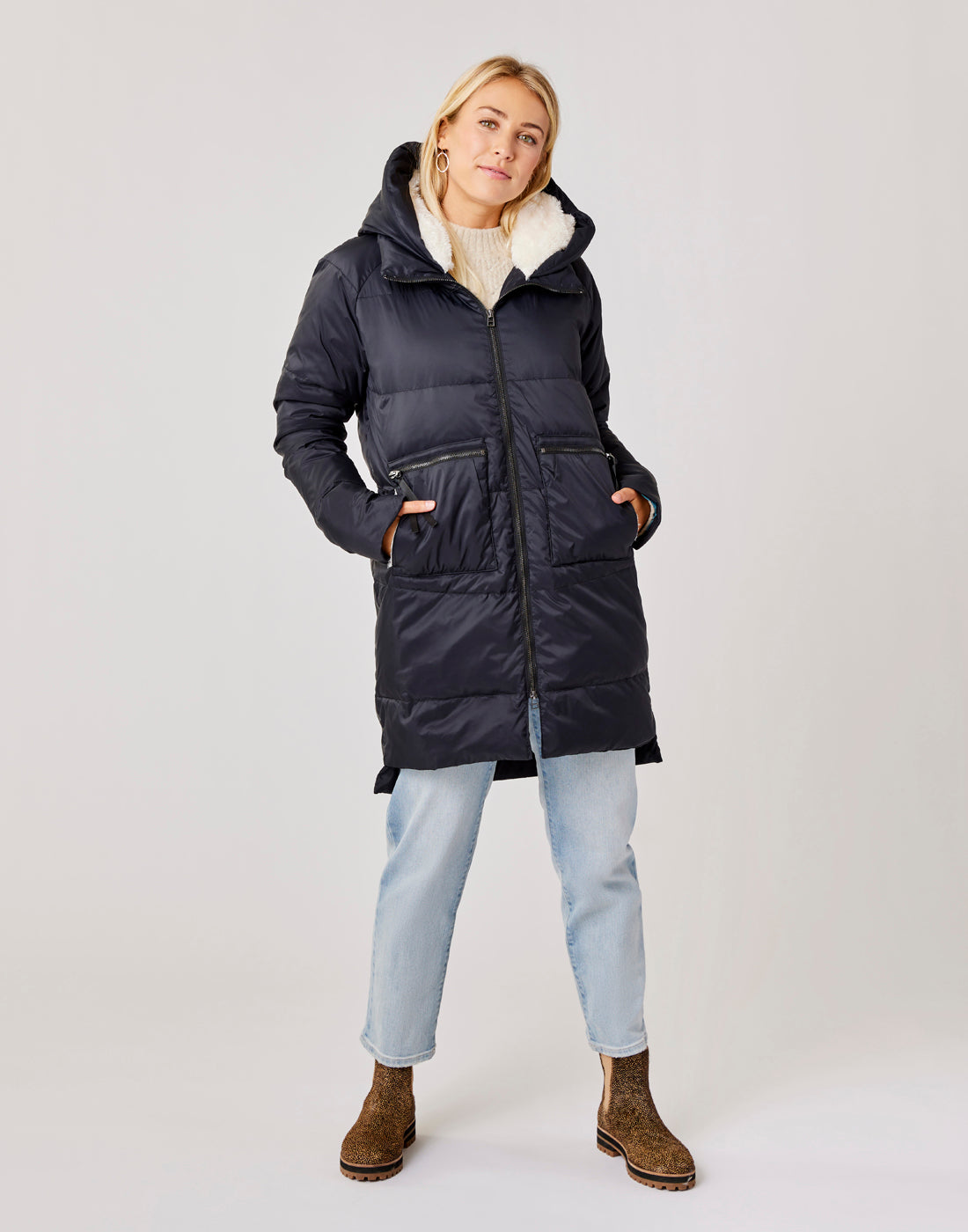 Davos Down Jacket: Black