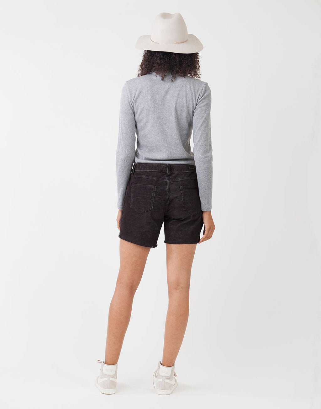 Oahu 6" Short : Black