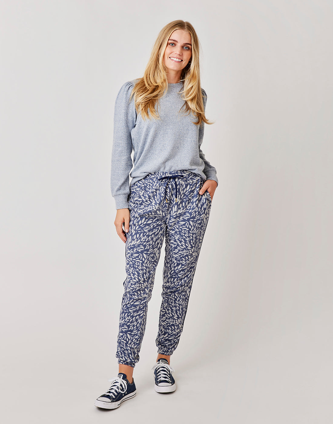 Chelsea Jogger: Navy Alta