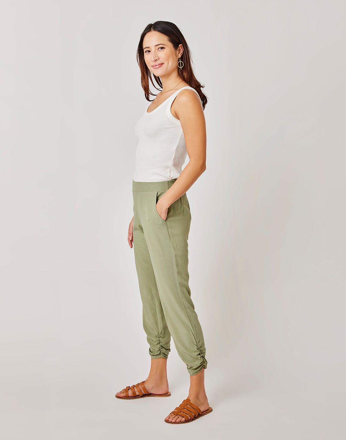 Avery Beach Pant: Olive