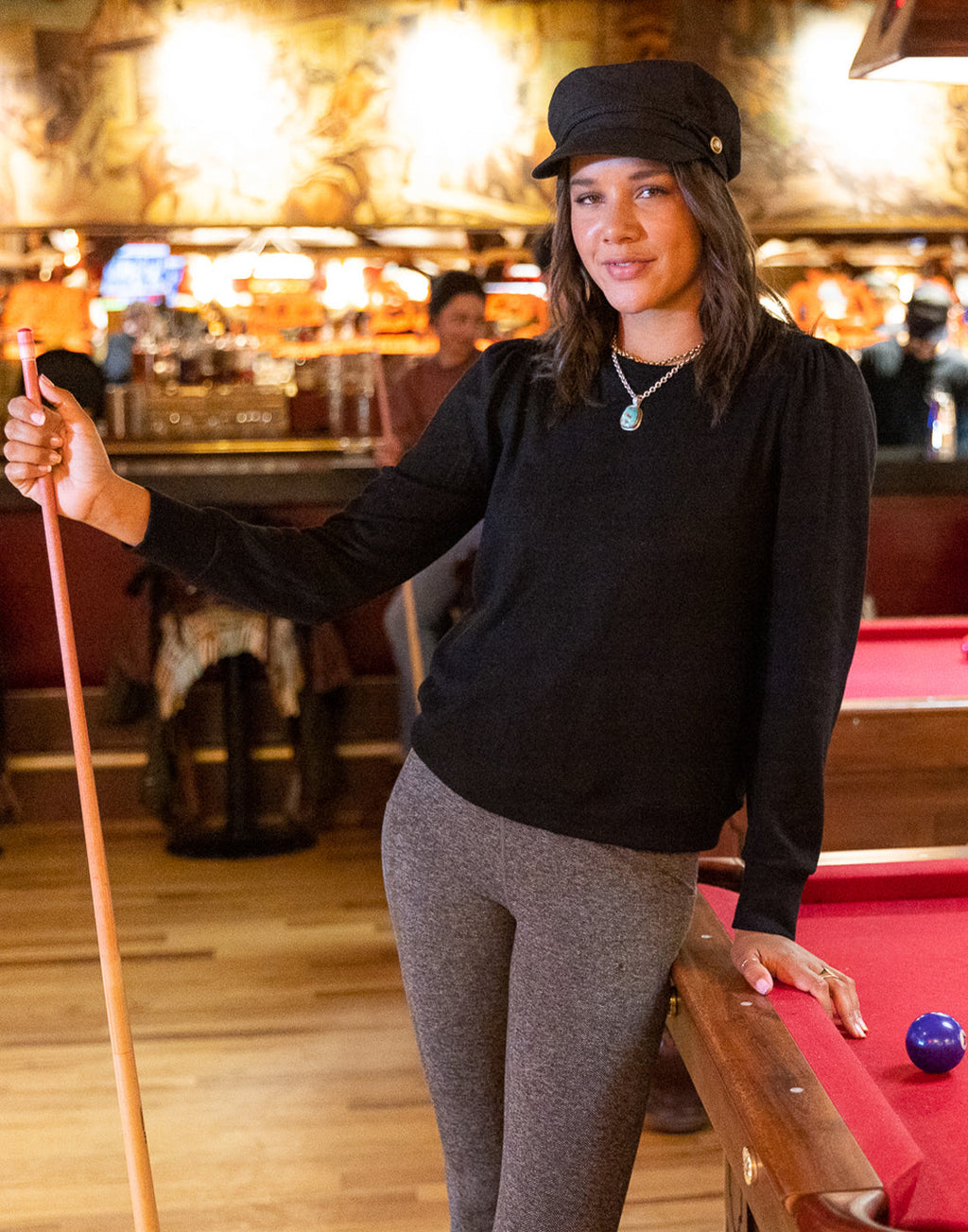 Naomi Sweatshirt: Black