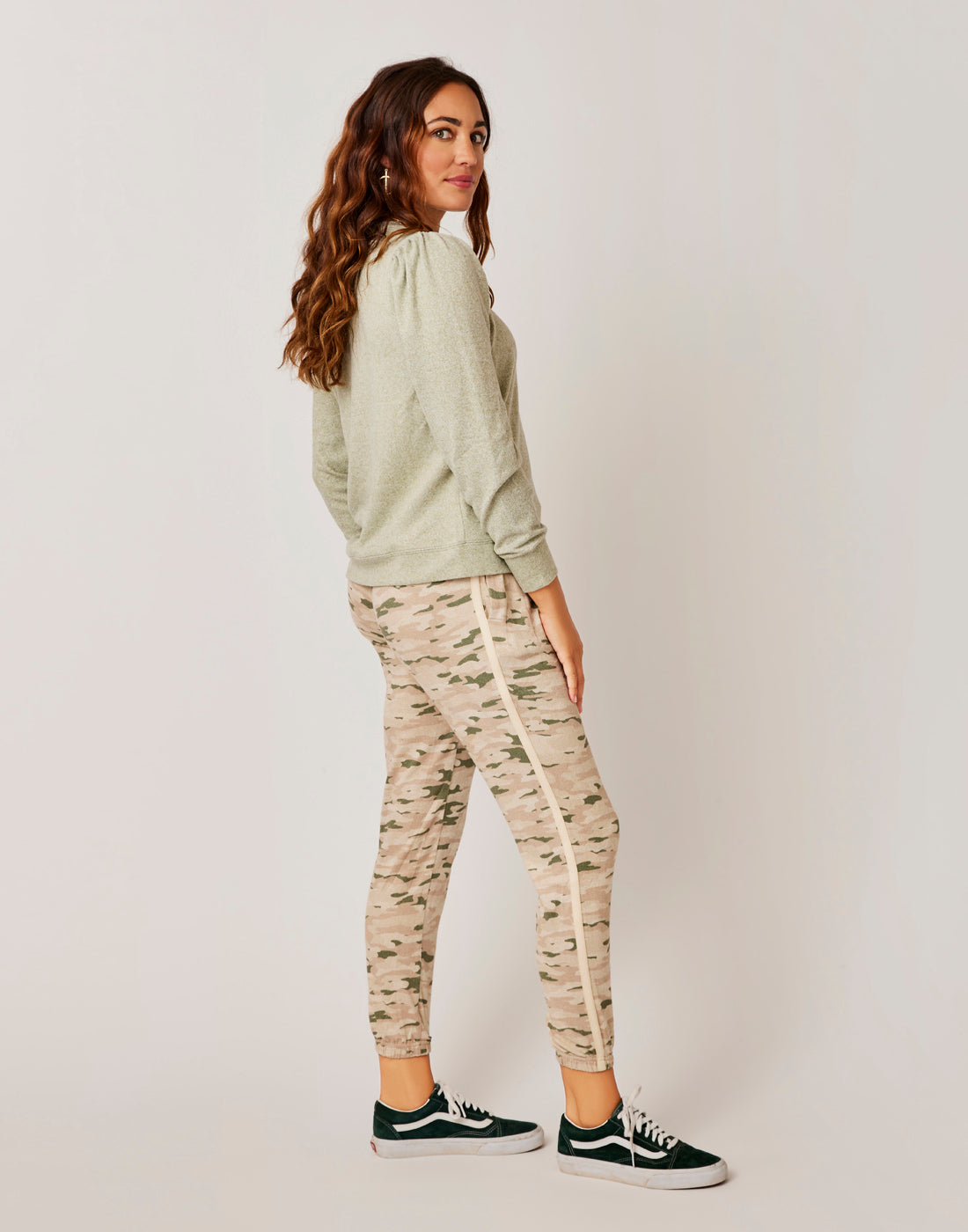 Naomi Sweatshirt: Olive Heather
