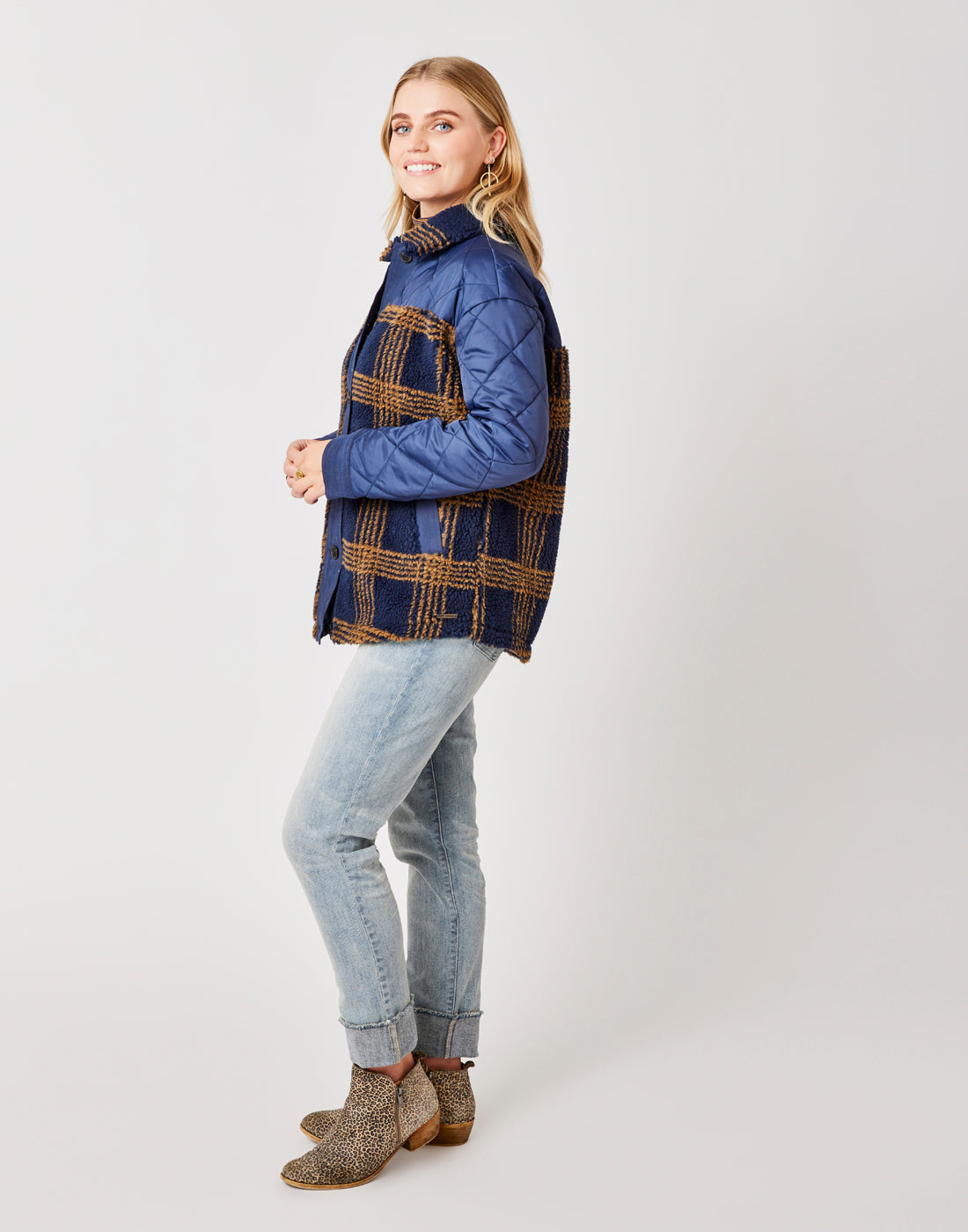 Vineyard Shacket: Navy Plaid