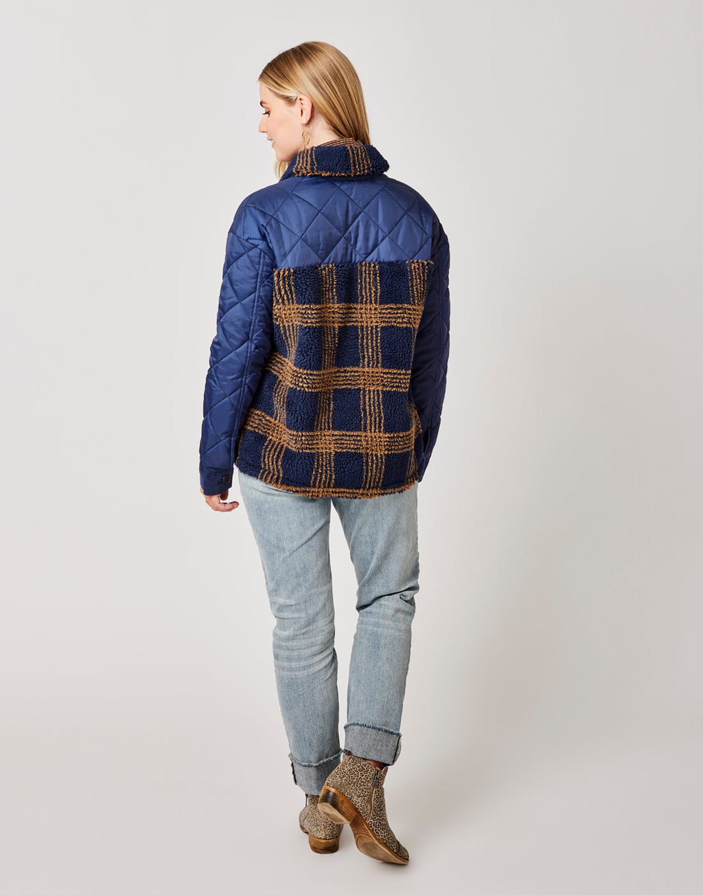 Vineyard Shacket: Navy Plaid