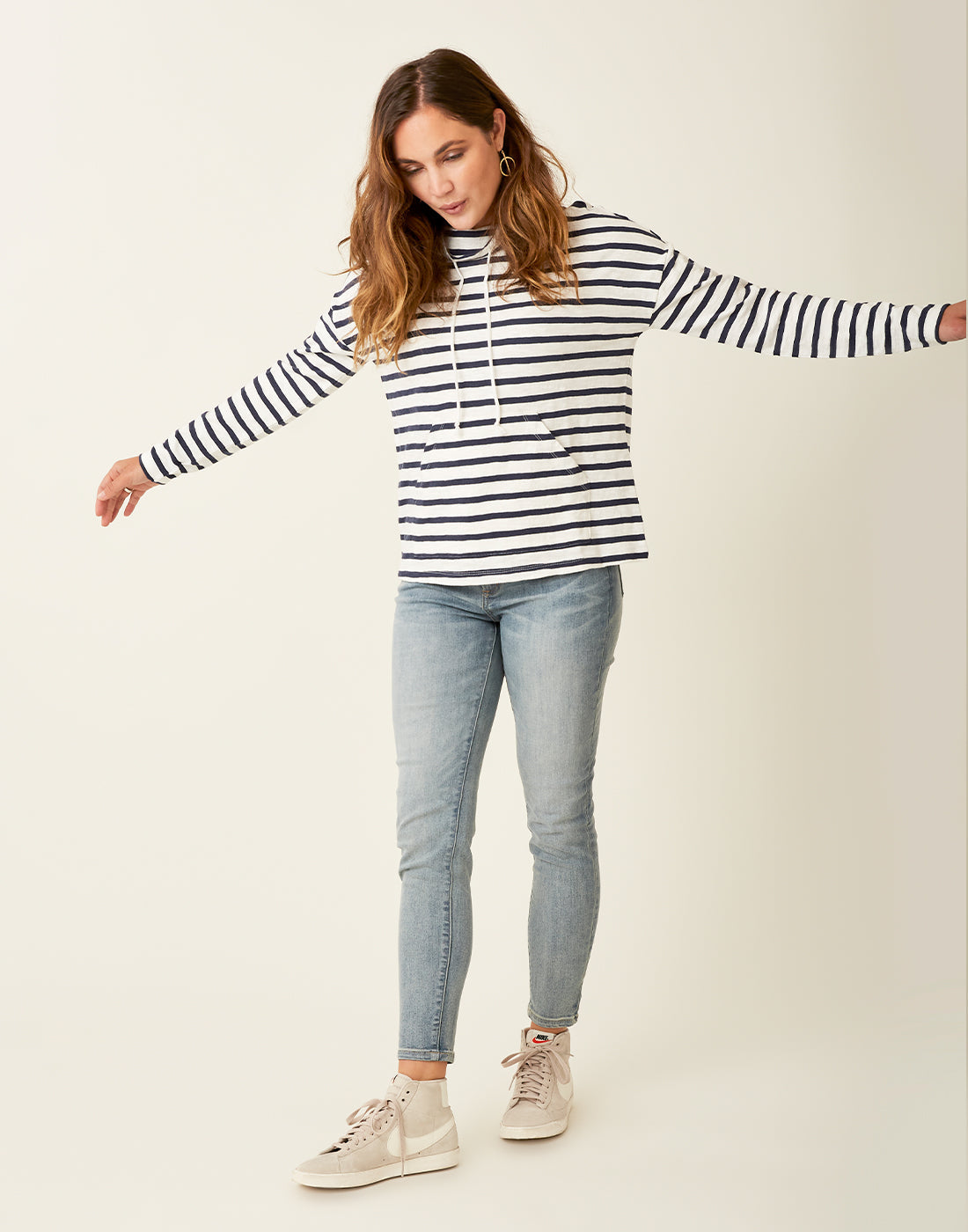 Bodie Funnel Neck: Cloud Navy Mali Stripe